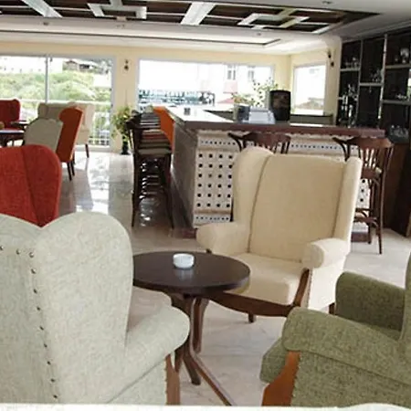 Sunbeach Hill Отель
