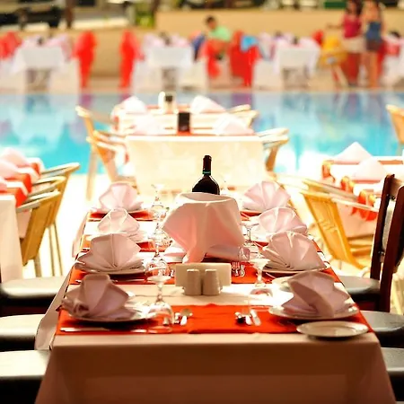 Szálloda Sunbeach Hill 4*