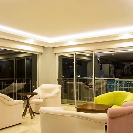 Szálloda Sunbeach Hill 4*